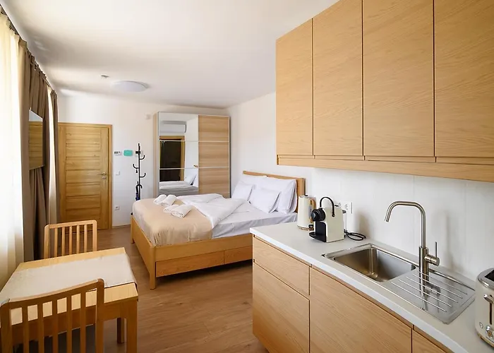 Ady 33 Premium * שיופוק